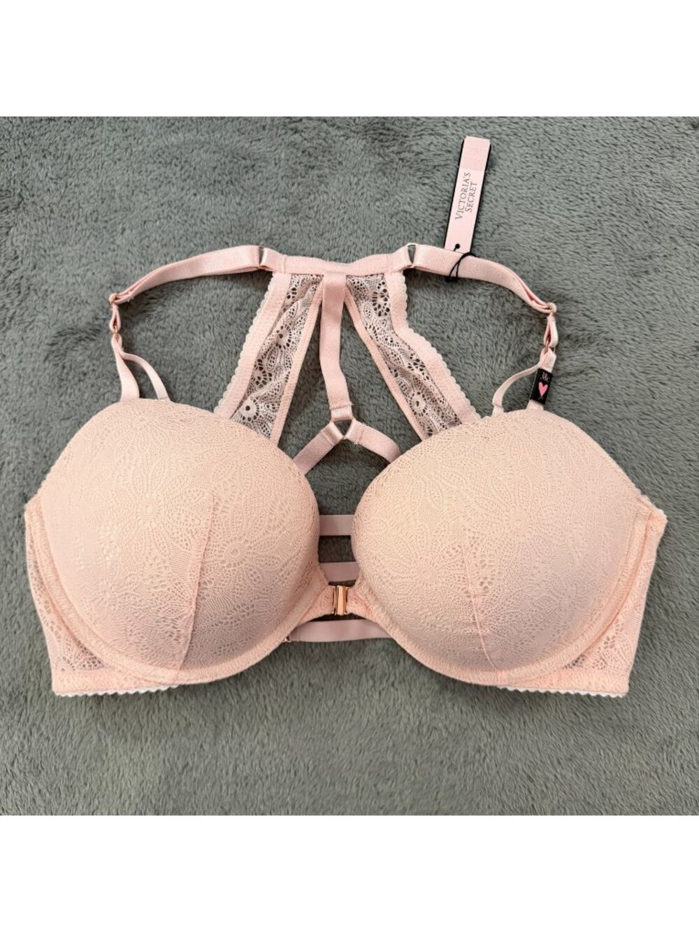 NWT Victoria's Secret Very Sexy Push Up Bra Underwire 38C